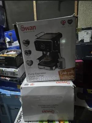 Swan Nordic Cotton White Pump Espresso Coffee Machine