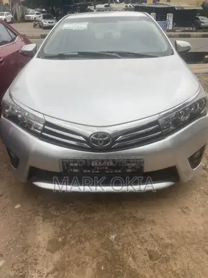 Toyota Corolla 2015 Silver