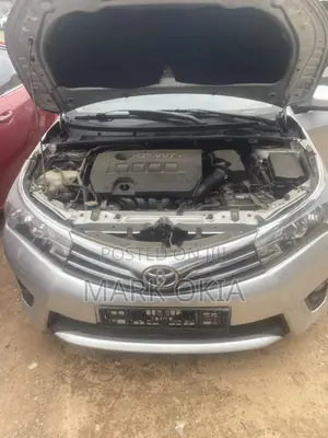 Toyota Corolla 2015 Silver