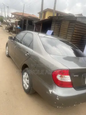 Toyota Camry 2005 Car Hire