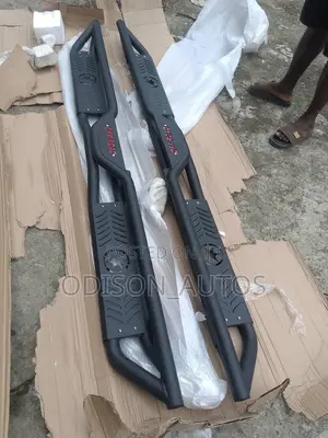 Side Steps Toyota Tundra 2010 to 2018
