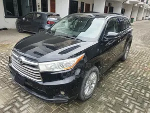 Toyota Highlander 2015 Black