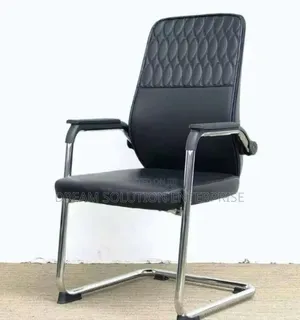 Standard Leather Visitor Chair