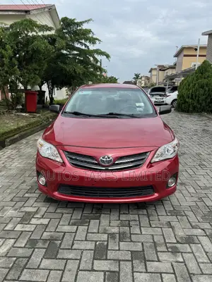 Toyota Corolla 2012 Red