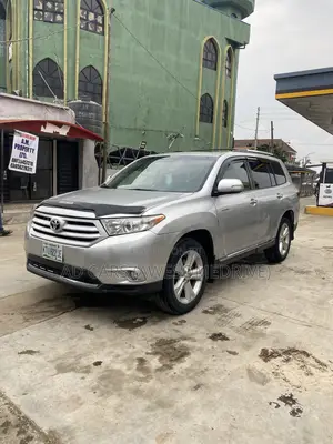 Toyota Highlander 2009 Silver