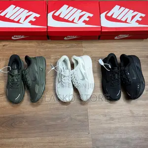 Original Nike Comfort Ride Easy on Sneakers