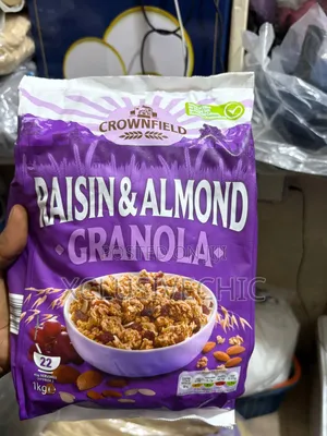 Crownfield Raisin Almond Granola