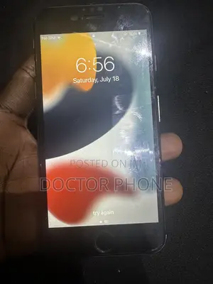 Apple iPhone 8 64 GB Red