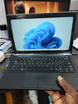 Laptop Dell Latitude 7390 8GB Intel Core i7 SSD 256GB