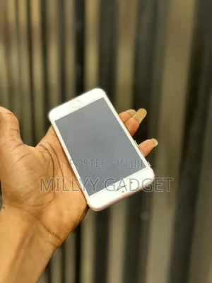 Apple iPhone 7 32 GB Rose Gold