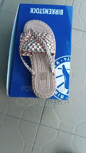 Slippers/Sandals