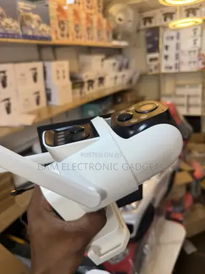 UBox 4G Solar CCTV Camera – Dual Lens, Dual Motion Sensor