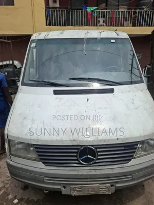 Mercedes-Benz Sprinter 2003 White