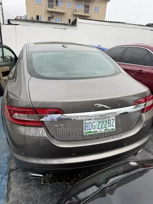 Jaguar XF Premium 2011 Gray