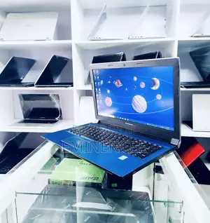 Laptop Lenovo IdeaPad 300 8GB Intel Core i3 HDD 1T
