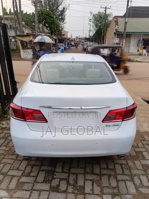 Lexus ES 350 2011 White
