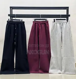Premium Unisex Wide-Leg Jogger Sweatpants – Soft Casual Track Trousers