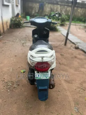 Honda VF 2026 Gray
