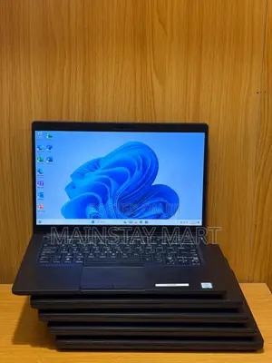 Laptop Dell Latitude 5400 8GB Intel Core i5 SSD 256GB
