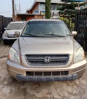 Honda Pilot 2005 Gold