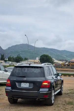 Mercedes-Benz GLK-Class 350 4MATIC 2010 Gray