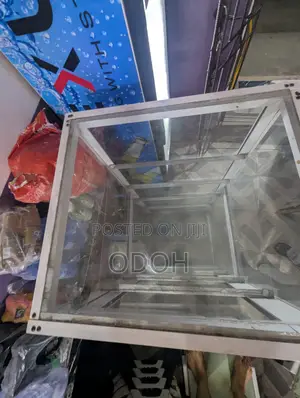 Store Show Glass