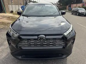 Toyota RAV4 2021 Black