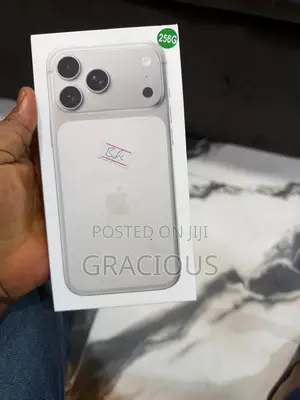 New Apple iPhone 17 Pro Max 256 GB Silver