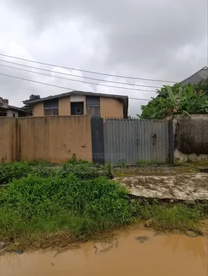 3bdrm Block of Flats in Liasu Road Idimu, Iseri Olofin for sale