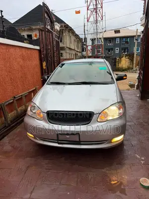 Toyota Corolla 2005 Silver