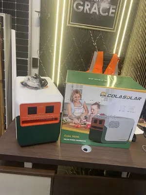 Durable Solar Generator With Fast Charging