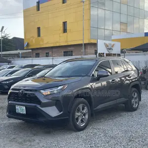 Toyota RAV4 Adventure AWD 2024