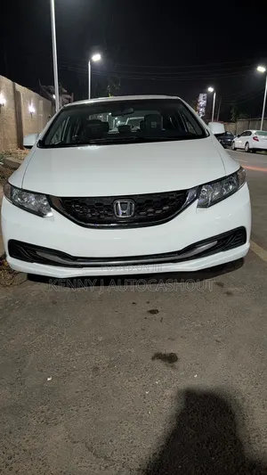 Honda Civic 2013 White