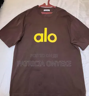 Brown Thick Thrifted Alo shirt.Eaay to Wear and Affordable