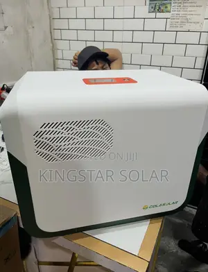 Cola 3600 Solar Generator