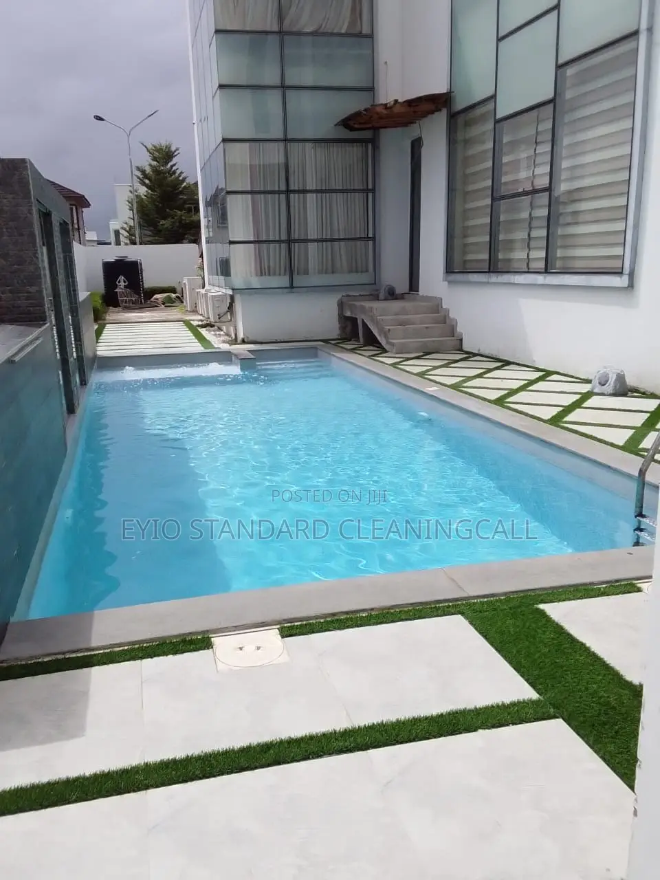 Pool Washing and Maintenance Services