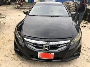 Honda Accord 2011 Black