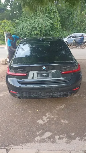BMW 330i 2020 Black