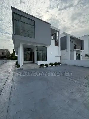 5bdrm Duplex in Ajah for sale