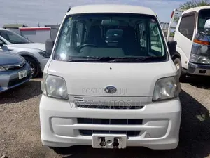 New Daihatsu Hijet 2011 White