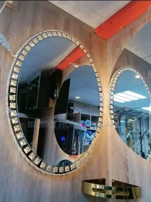 Diamond Mirror With Lights