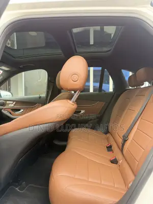Mercedes-Benz GLC-Class 2022 White
