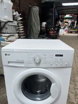Neatly Used LG 7.Kg Automatic Washing Machine