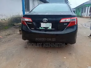 Toyota Camry SE 4dr Sedan (2.5L 4cyl 6A) 2012 Black