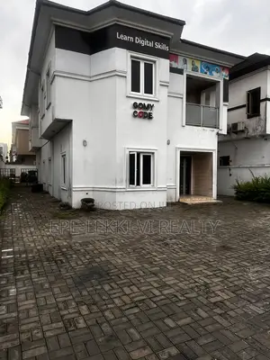 5bdrm Duplex in Lekki Phase 1 for rent