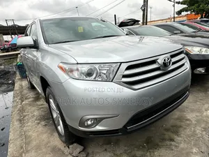 Toyota Highlander 2013 Silver