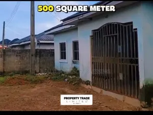 4bdrm Bungalow in Isieke Housing for sale