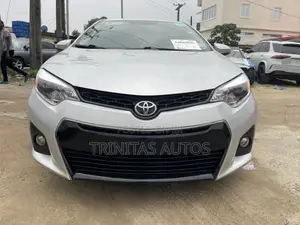 Toyota Corolla S Plus 4dr Sedan (1.8L 4cyl 6M) 2014 Silver