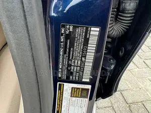 Mercedes-Benz C300 2016 Blue