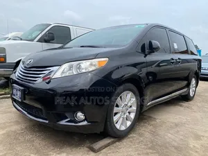 Toyota Sienna 2014 Black